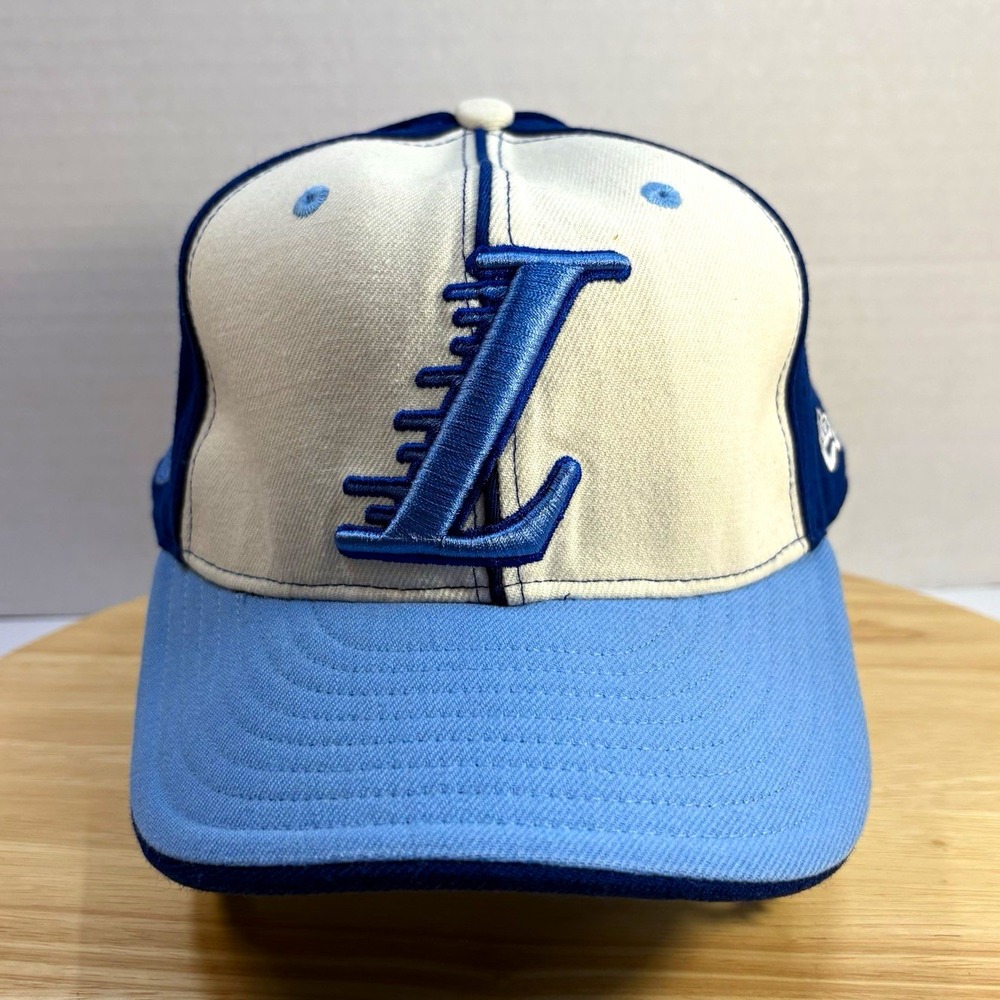 VTG Los Angeles Lakers New Era 59FIFTY Fitted Hat Size 7 1/2 Blue White NBA Cap